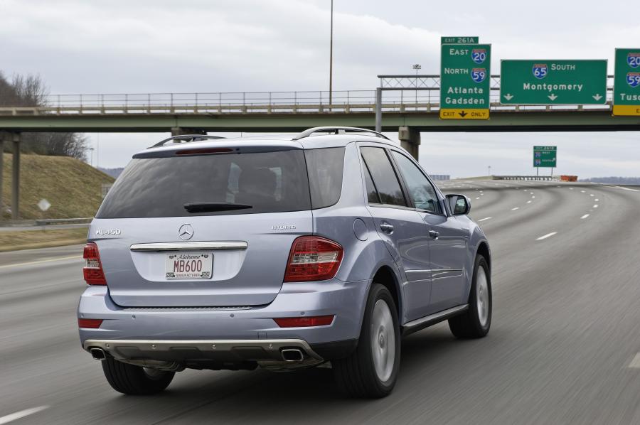  Mercedes-Benz ML450 Hybrid 2009 года  (фото 26 из 49)